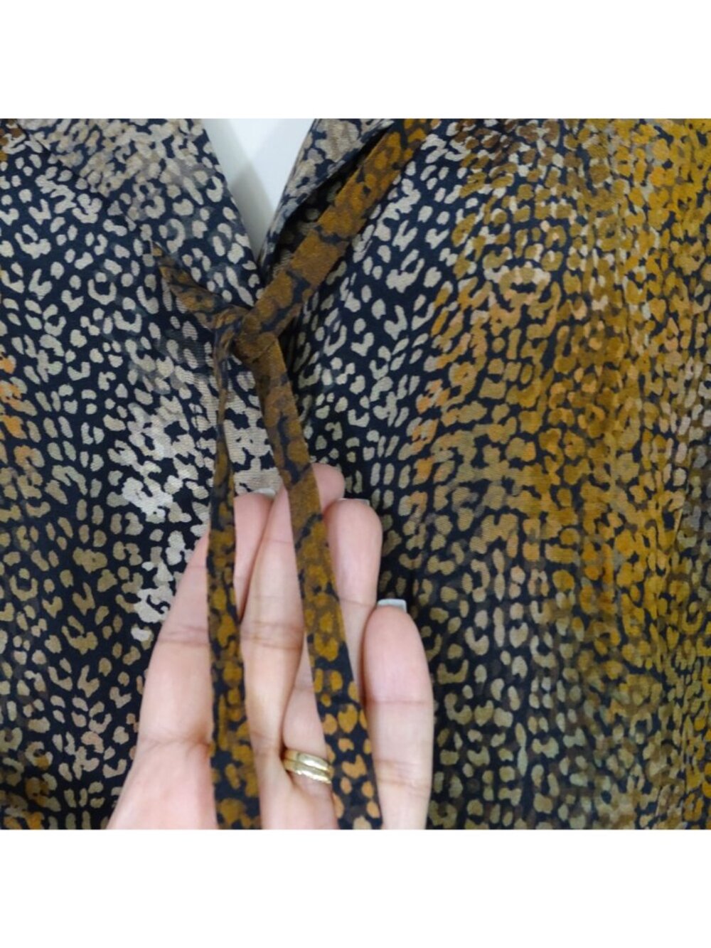 Kobi Halperin Animal Leopard Print Silk Blouse Women Size S Long Bell Sleeves - Picture 3 of 13